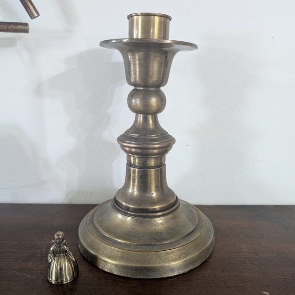 Vintage Heavy Solid Brass Candlestick Classic Turned Baluster Design Victorian